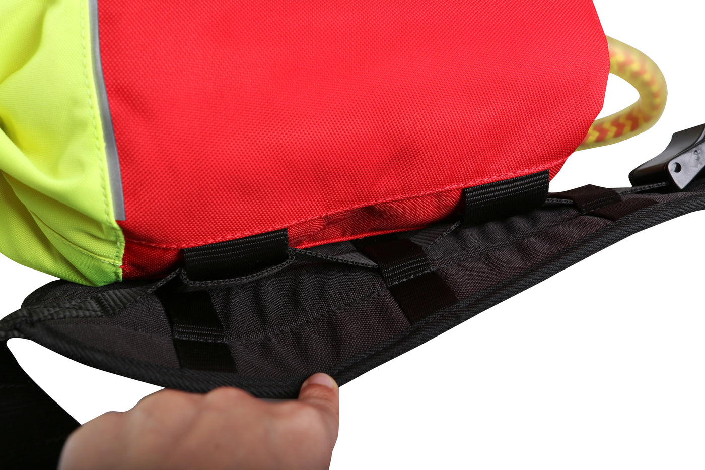 throw-bag-adjusted-to-waist